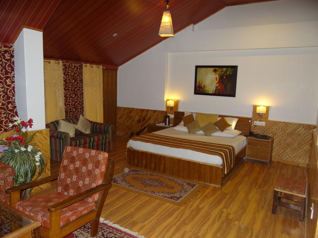 Hotel Natraj Manali Dharamshala Phòng bức ảnh