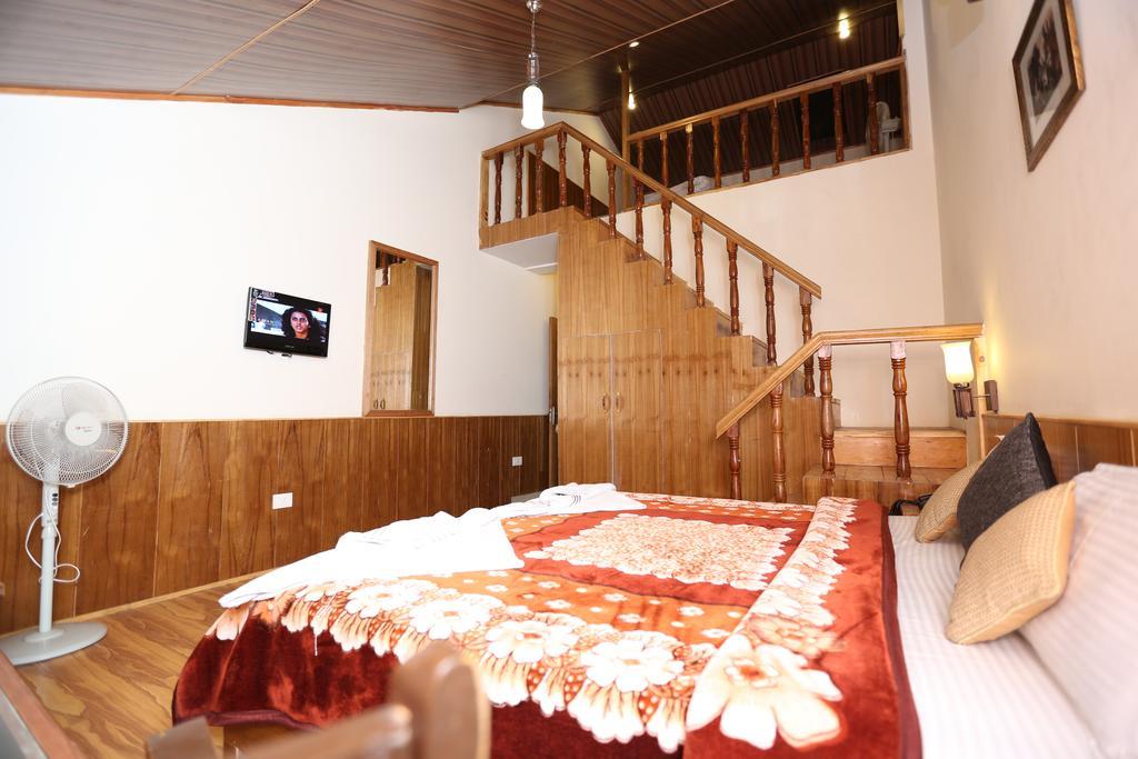 Hotel Natraj Manali Dharamshala Phòng bức ảnh