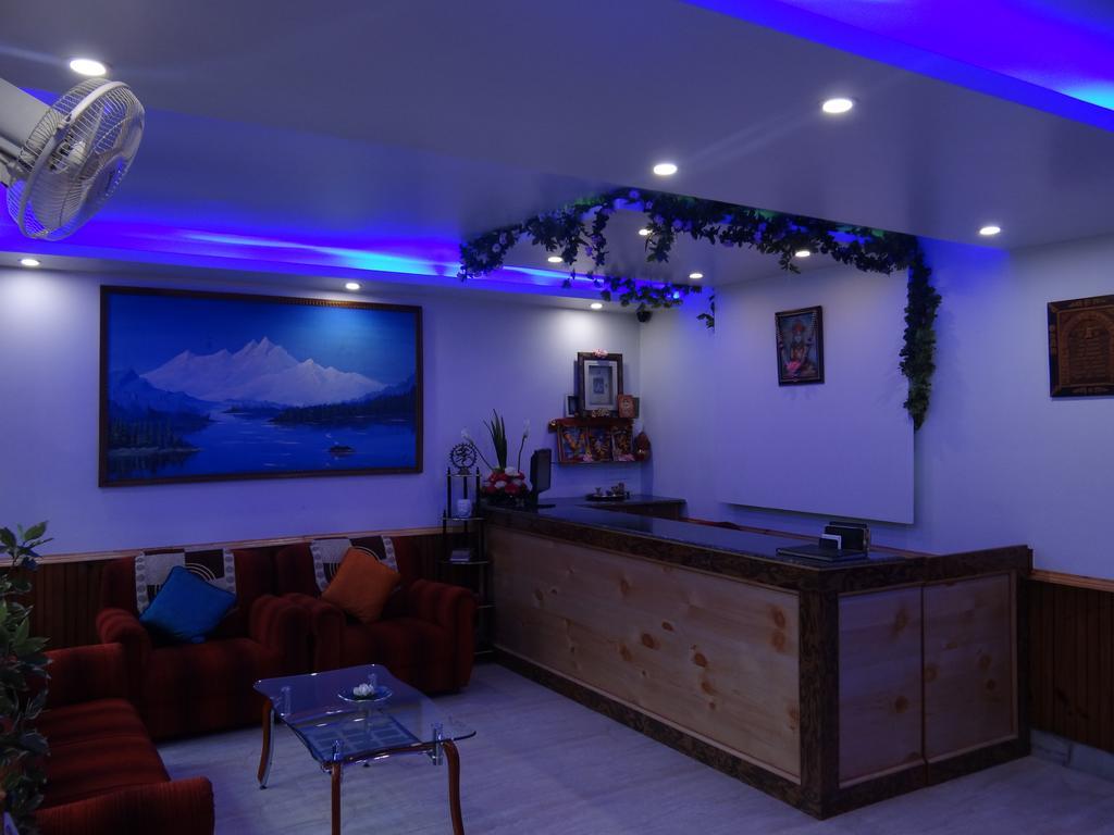 Hotel Natraj Manali Dharamshala Ngoại thất bức ảnh