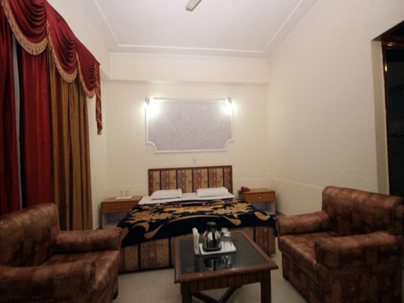 Hotel Natraj Manali Dharamshala Ngoại thất bức ảnh