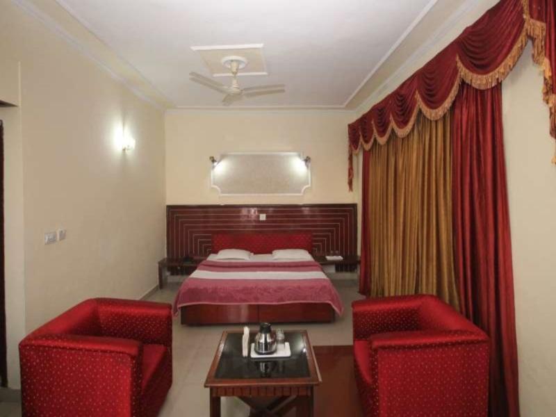 Hotel Natraj Manali Dharamshala Ngoại thất bức ảnh
